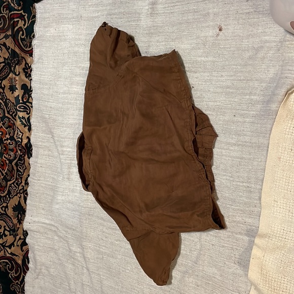 Serengeti, Brown ~Linen Button Up~ DIY Crop Top, size medium - Picture 6 of 8